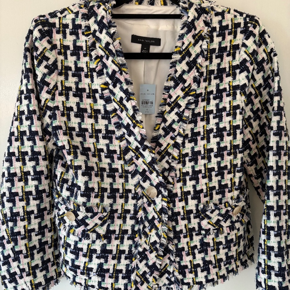Ann Taylor Tweed Blazer – Size 6 Petite (NWT)